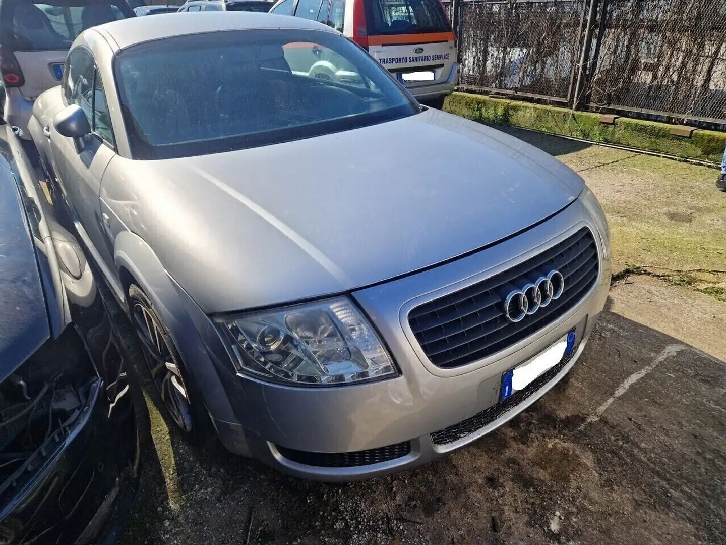 Audi TT Coupé 1.8 T 20V 179 CV cat Grijs - 1