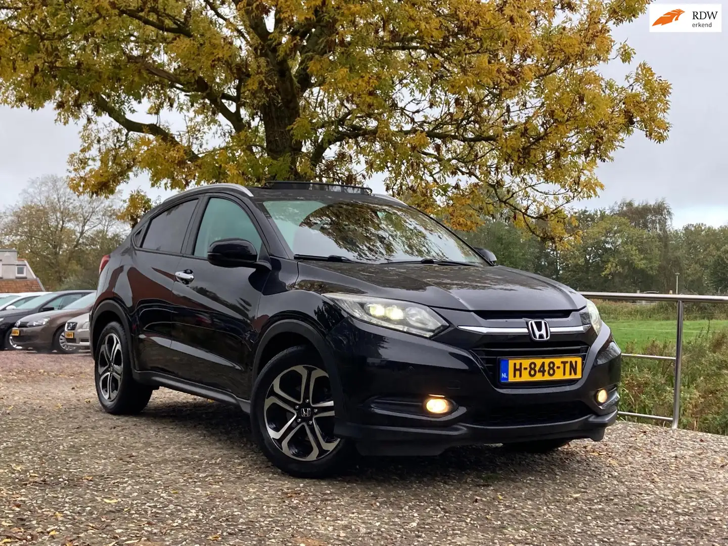 Honda HR-V 1.5 i-VTEC Executive | Pano/schuifdak + Xenon/LED Zwart - 1