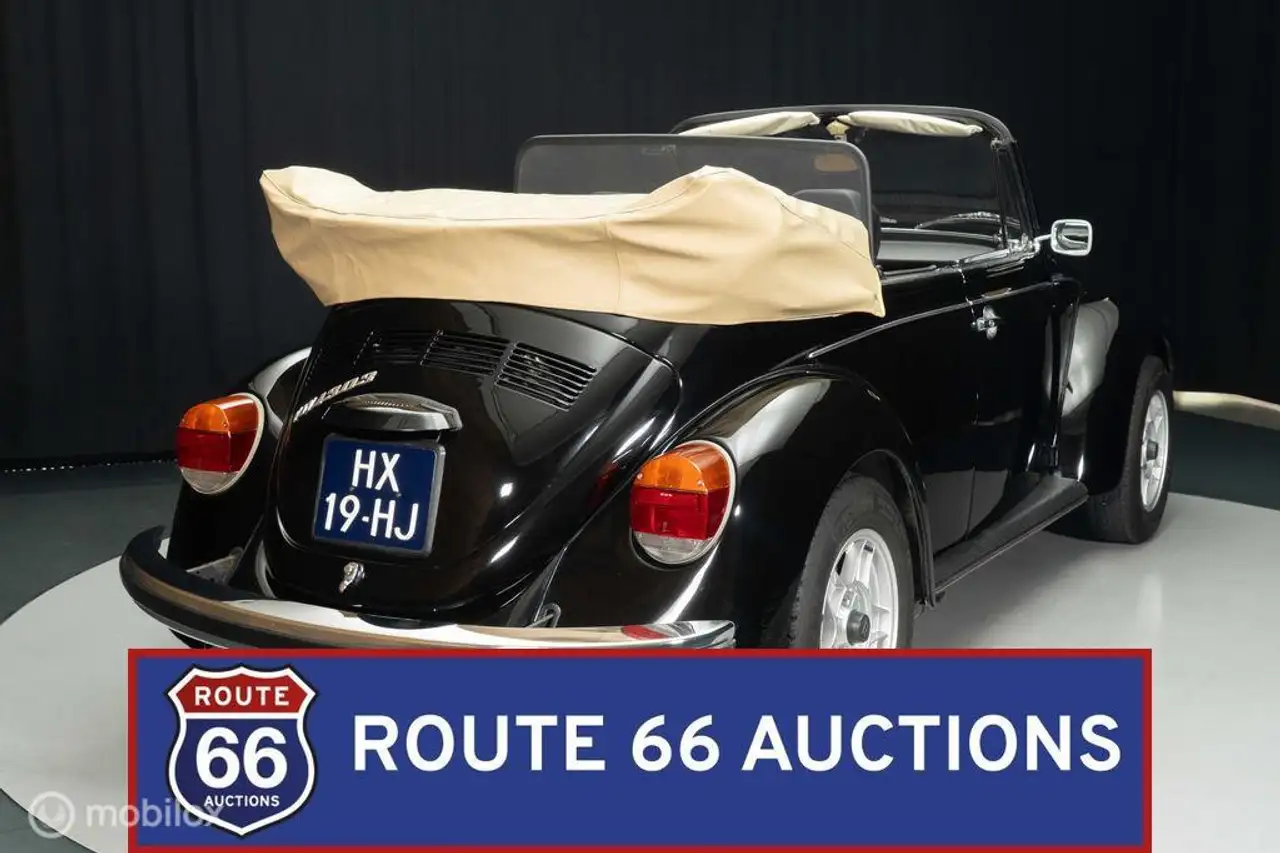 Volkswagen Beetle Cabriolet | 1976 | Route 66 Auctions, foto 8