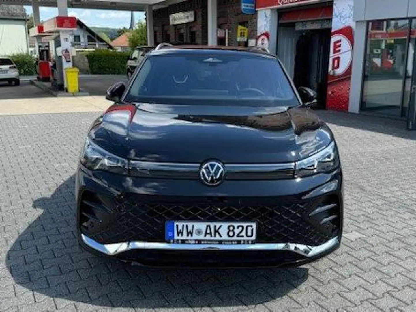 Volkswagen Tiguan R-Line 1.5 TSIe  NEUES MODELL Schwarz - 2