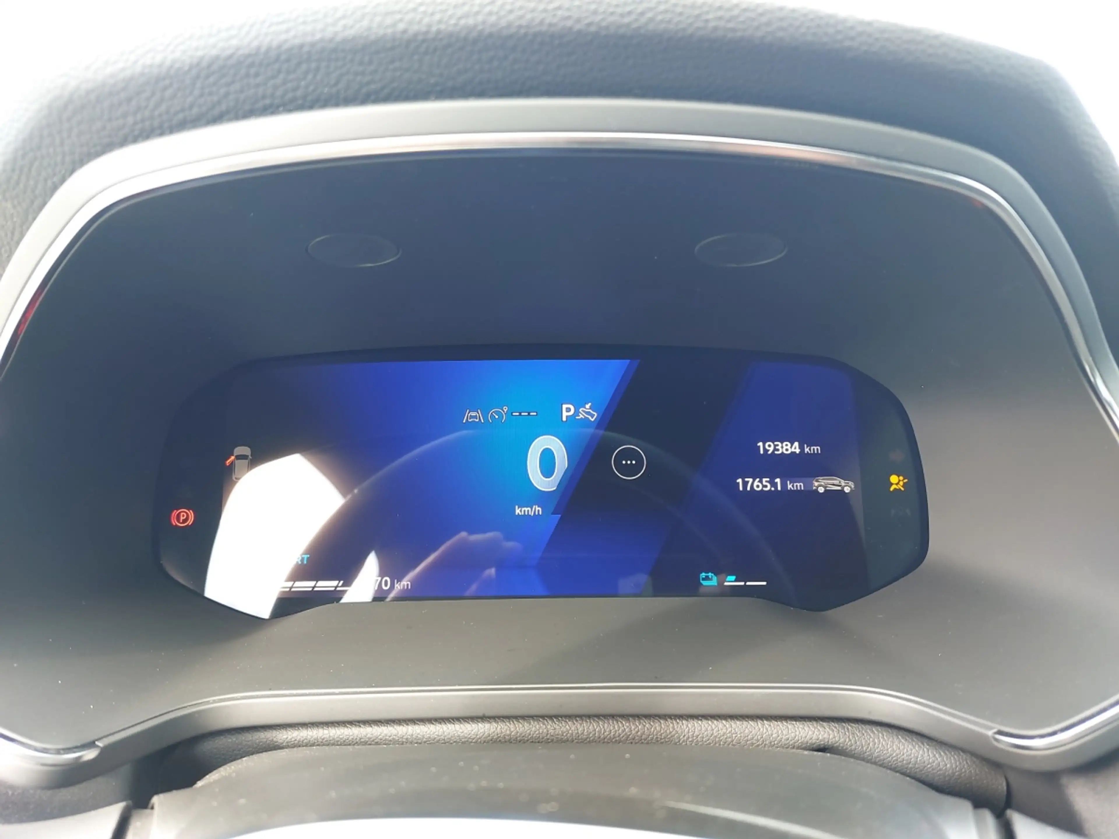 Renault Symbioz Techno Full Hybrid E-Tech 160 (MY25) — photo 15