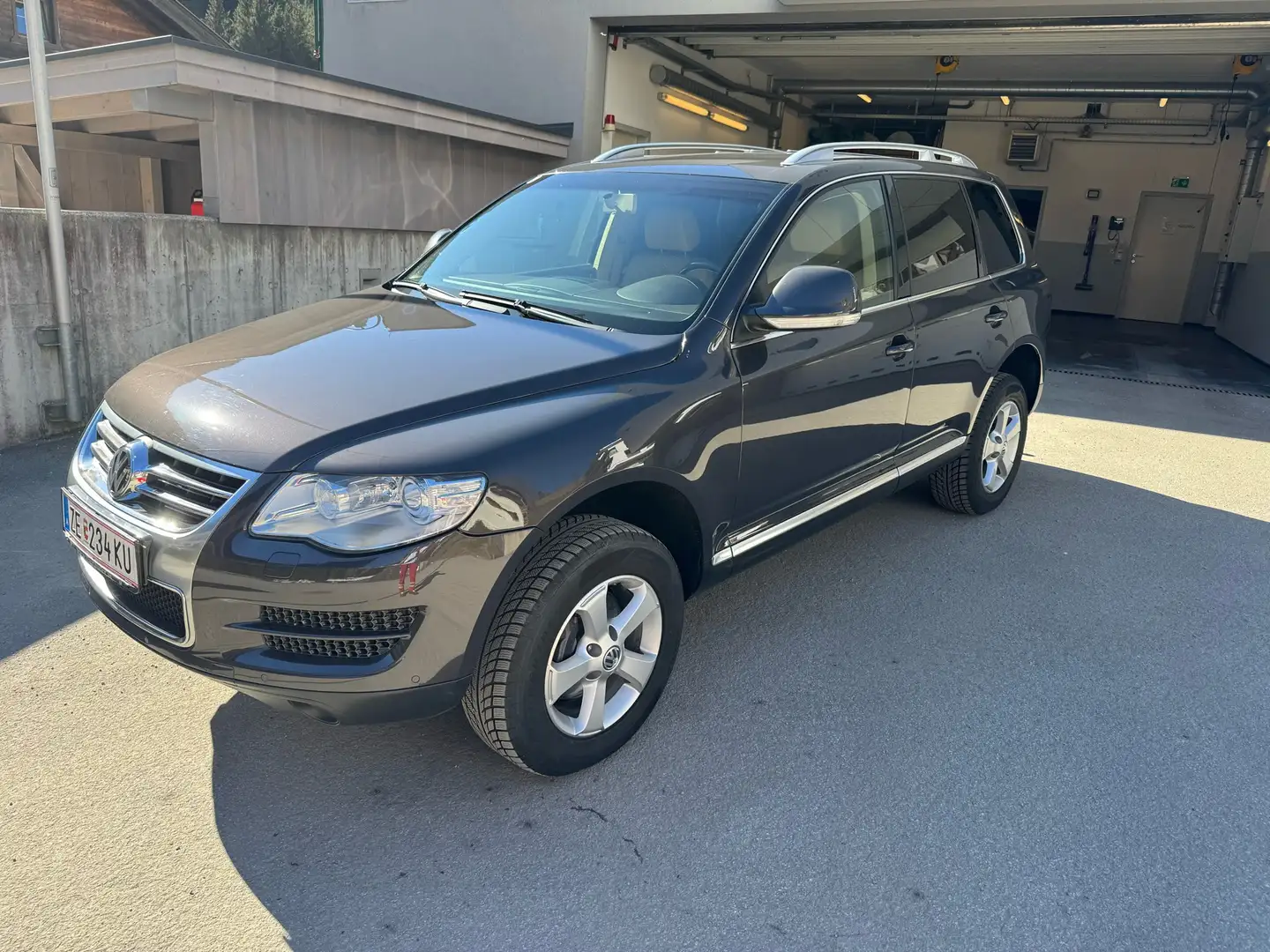 Volkswagen Touareg V6 TDI DPF Tiptronic Grau - 1