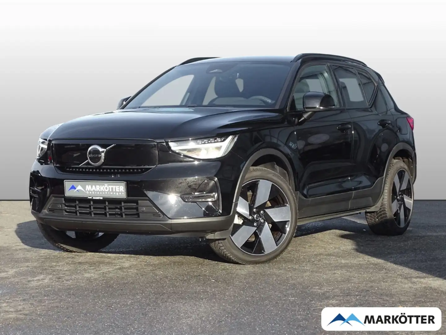 Volvo XC40 Core Recharge Pure Electric 2WD RFK Schwarz - 1