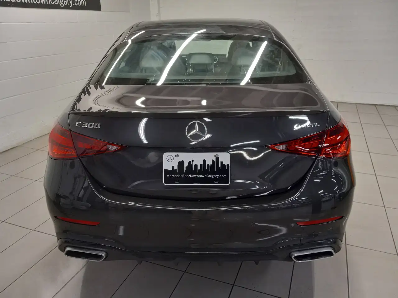 Mercedes-Benz C-Class снимка Mercedes-Benz C-Class