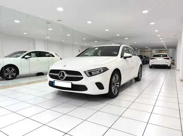 Mercedes-Benz A 250 e