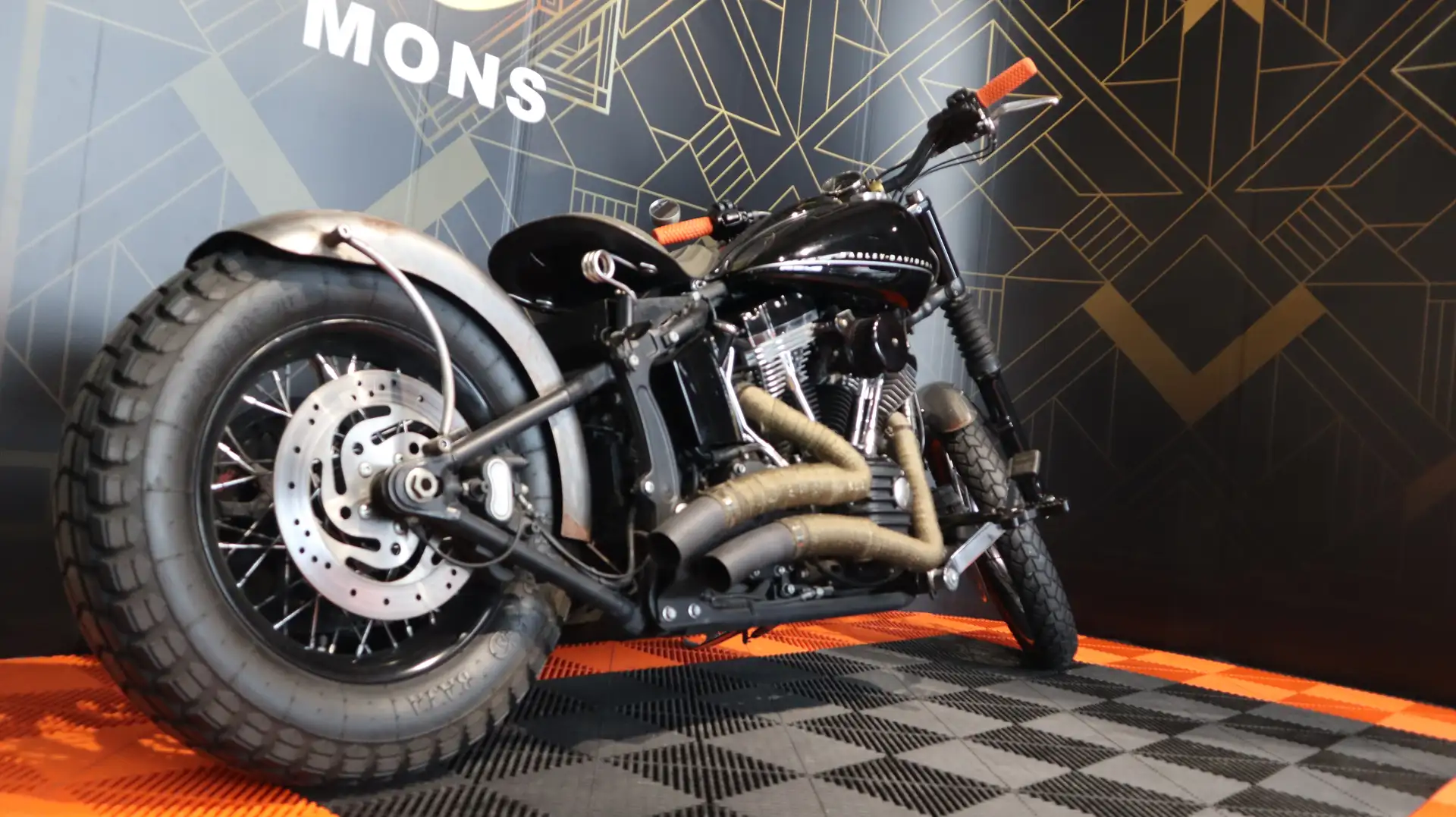 Harley-Davidson Softail Black Line Чорний - 2