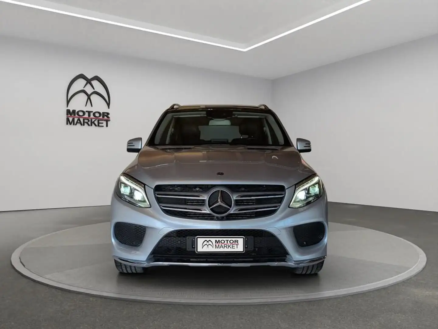 Mercedes-Benz GLE 350 d Premium 4matic auto Silber - 2