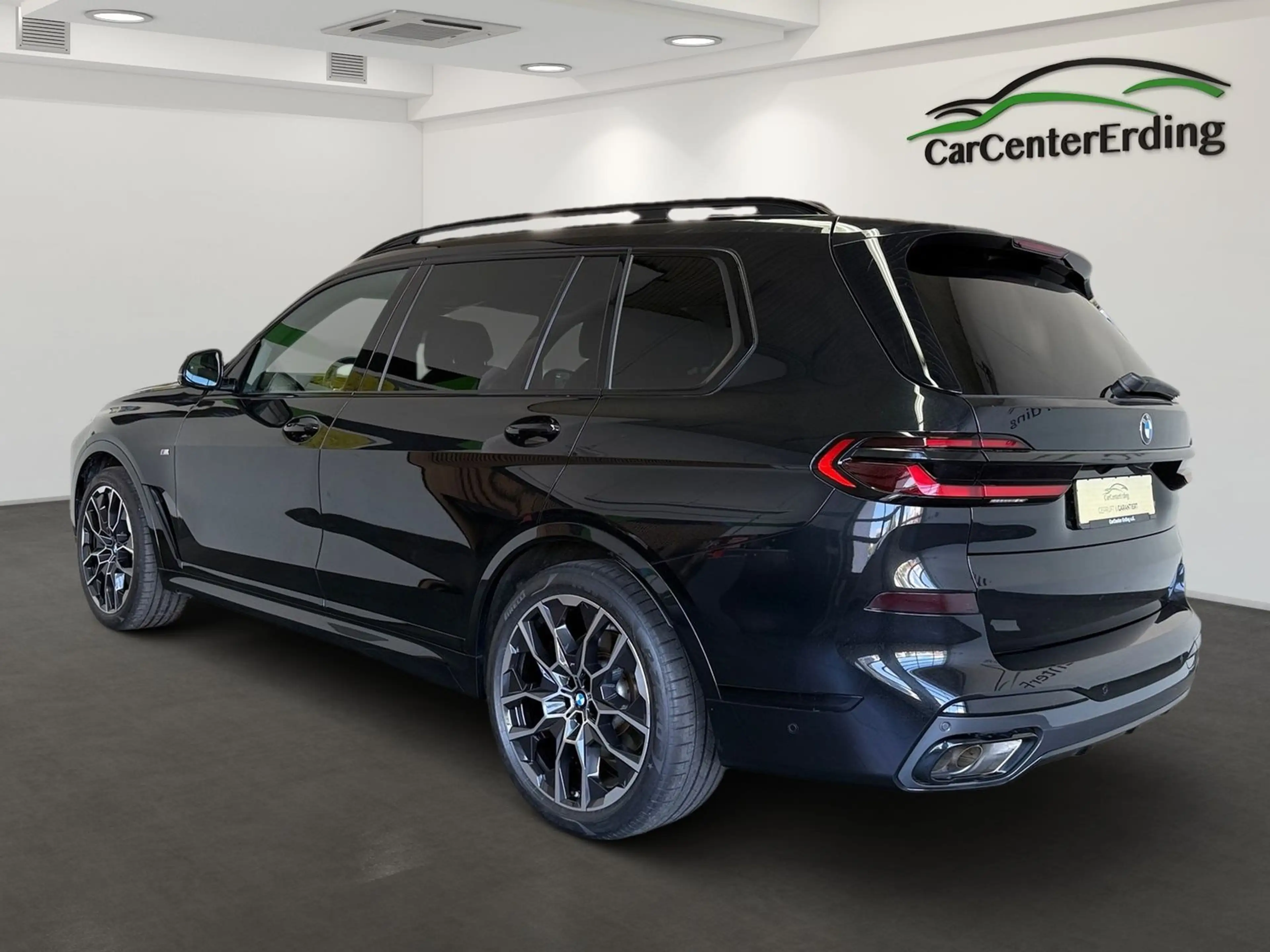 BMW X7 xDrive40i*M Sport Pro*LED*Navi*360*AHK*H&K*HUD — photo 5