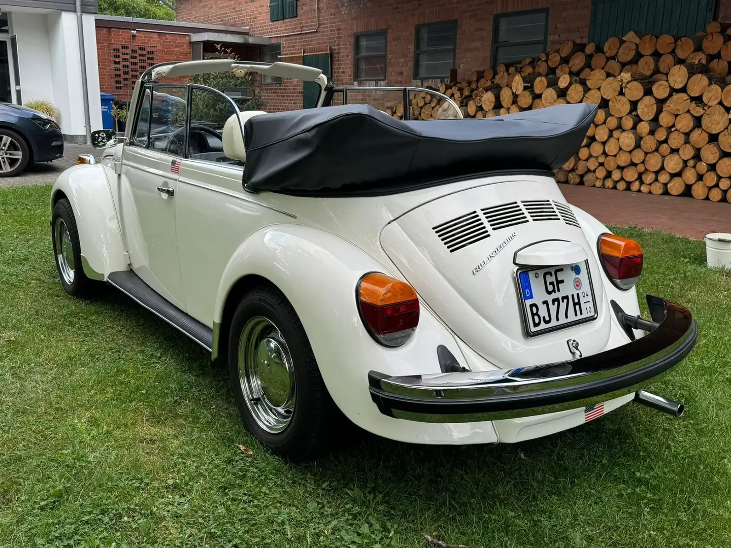 Volkswagen Käfer cabrio oldtimer 1303 - 2