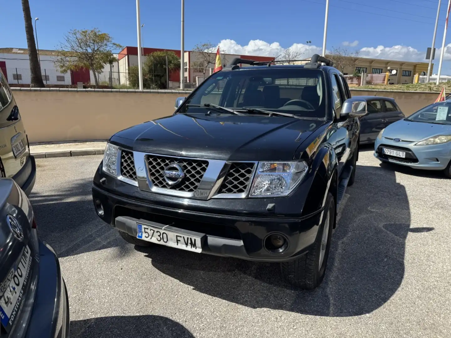 Nissan Navara 2.5dCi SE DCb.4x4 Aut. Noir - 2
