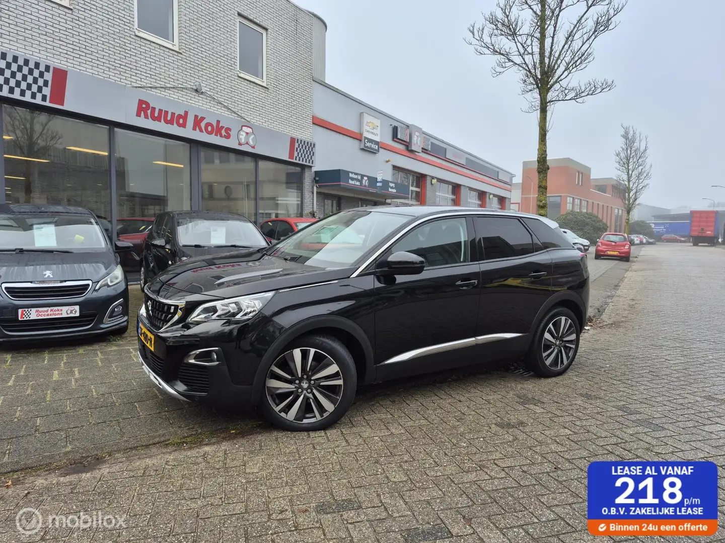 Peugeot 3008 1.2 PURETECH BLUE LEASE PREMIUM / Dealer onderhoud Schwarz - 1