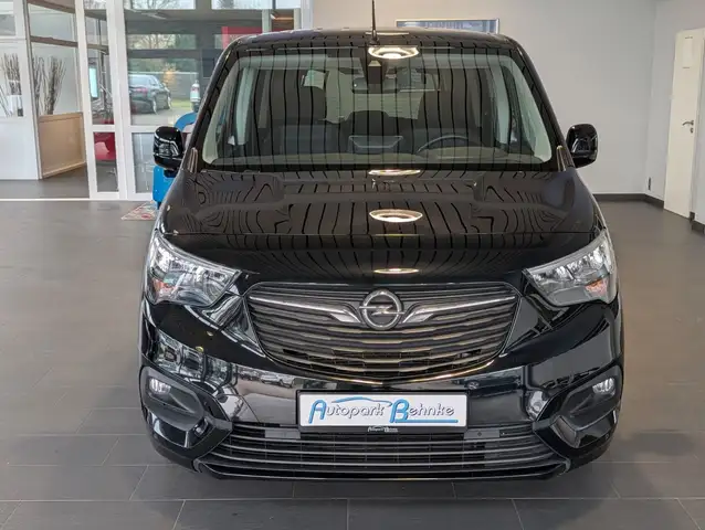 Opel Combo Life view 4