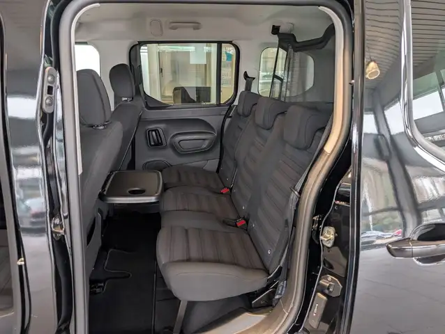 Opel Combo Life view 9