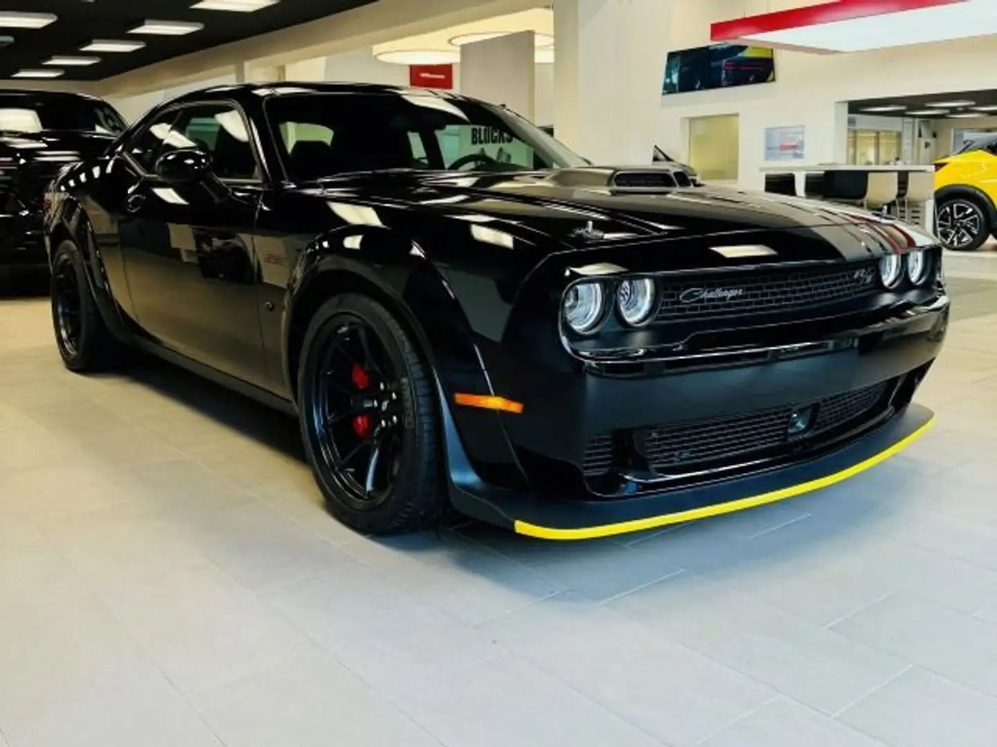 Dodge Challenger 6.4 V8 R/T Scat Pack Shakedown WB H&K Zwart - 2