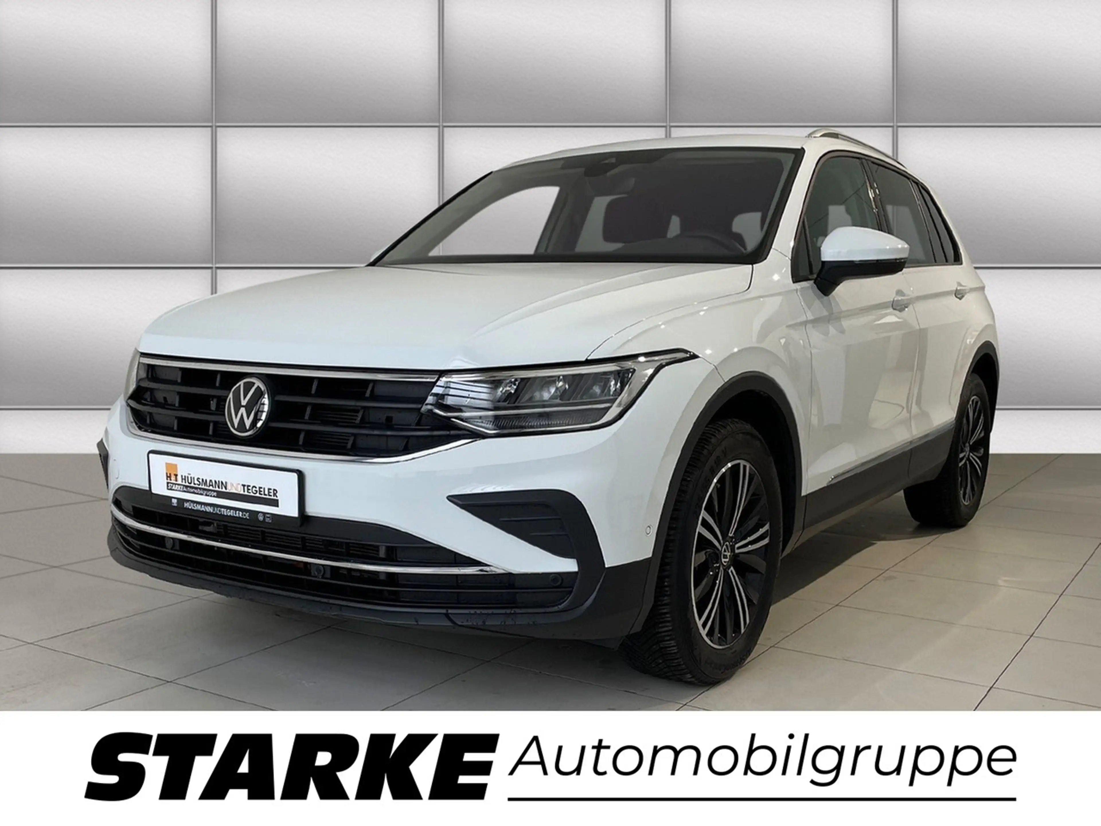 Volkswagen Tiguan 2.0 TDI DSG Active AHK Navi ACC LED RFK 18-Zoll