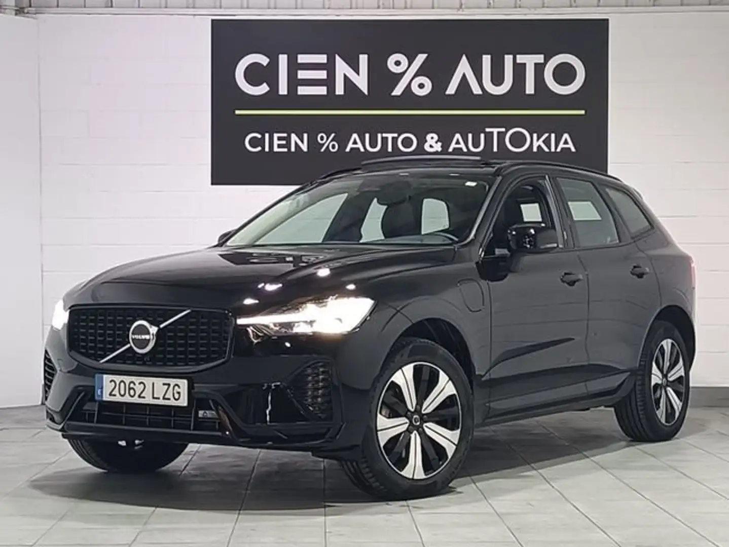 Volvo XC60 2.0 T6 AWD Recharge Plus Dark Auto Negro - 1