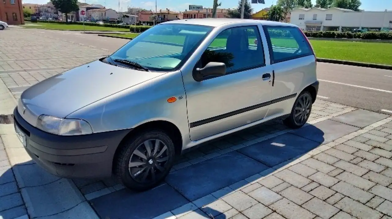 Fiat Punto 3p 1.2 SX 60cv auto storica, foto 4