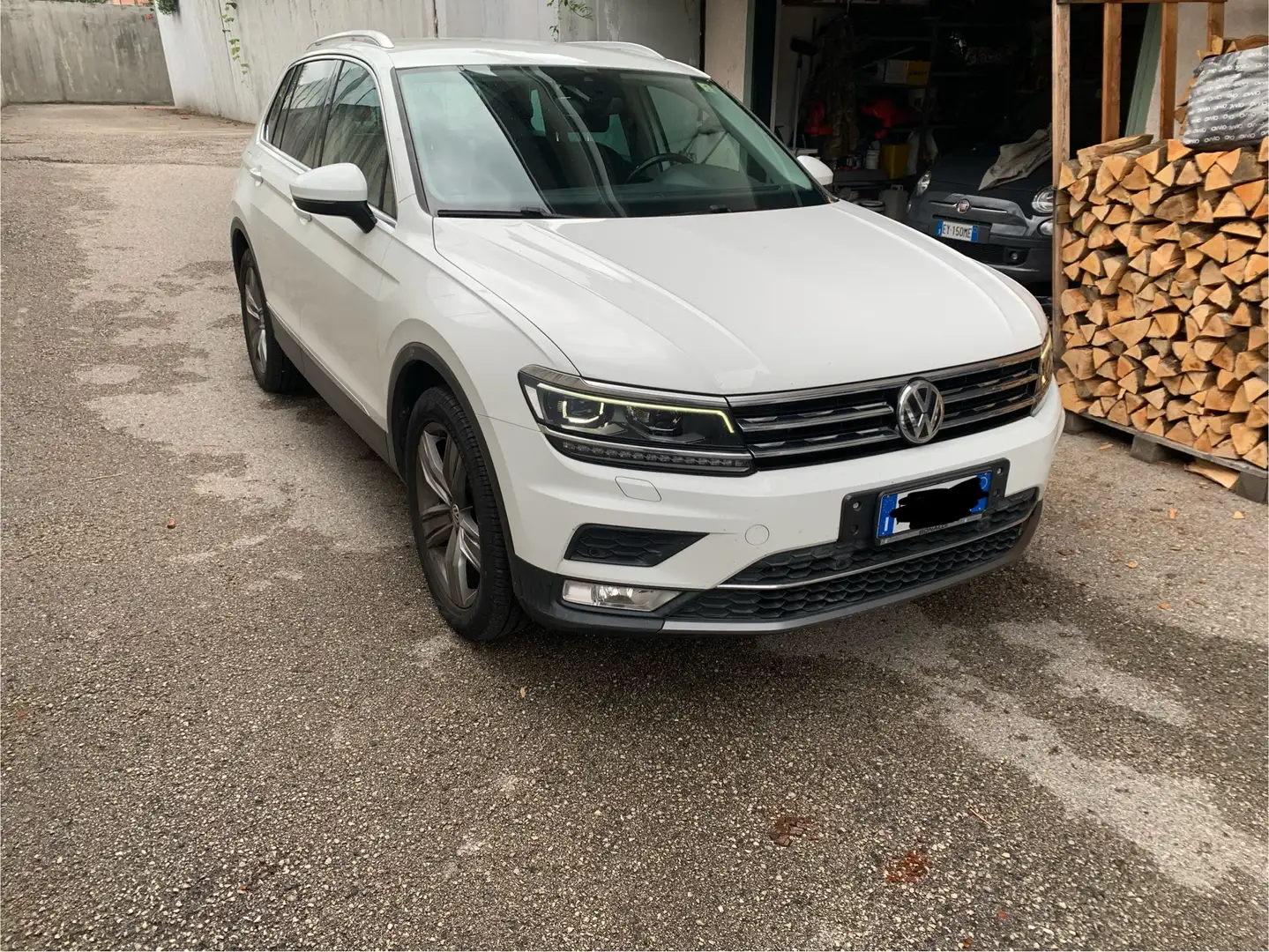 Volkswagen Tiguan 2.0 tdi executive 4motion dsg - 1