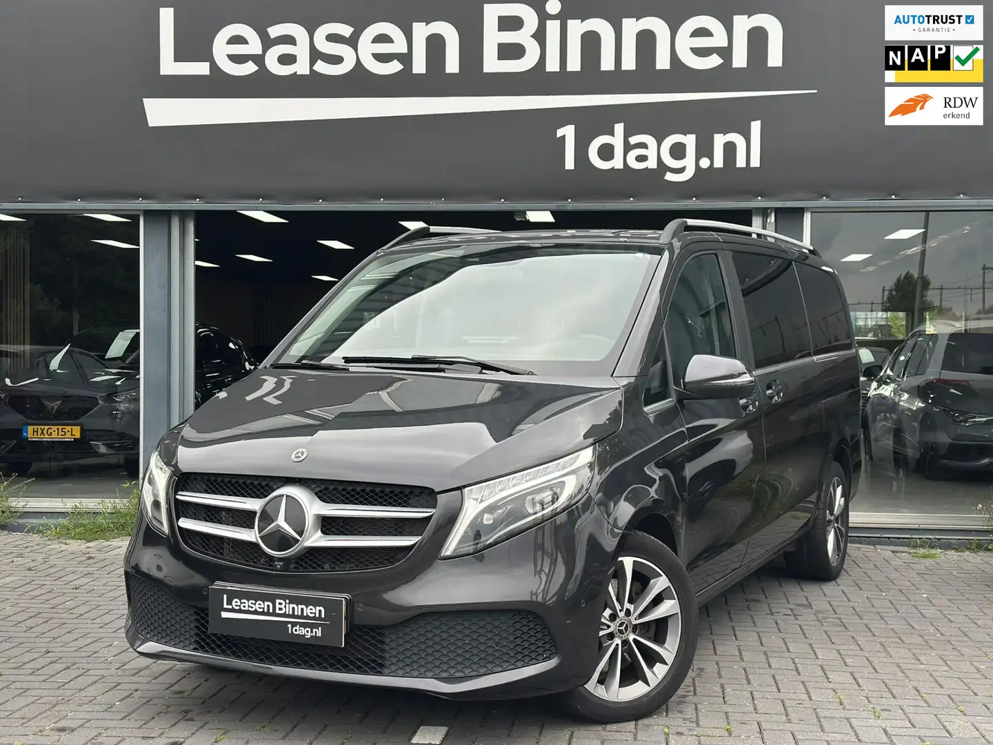Mercedes-Benz V 300 300d Lang Avantgarde Gris - 1