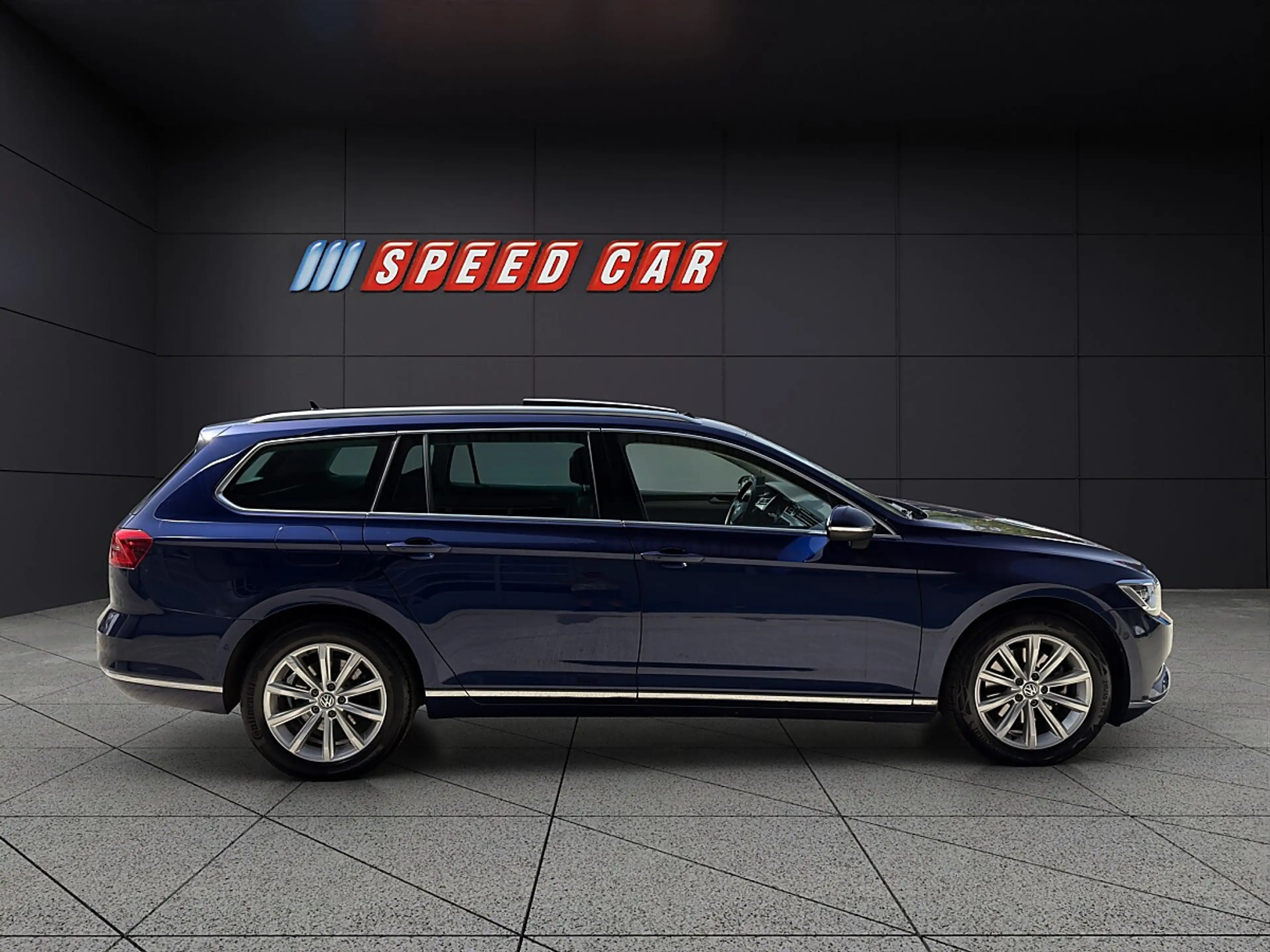 Volkswagen Passat Variant Highline 2,0 TDI SCR DSG — photo 8