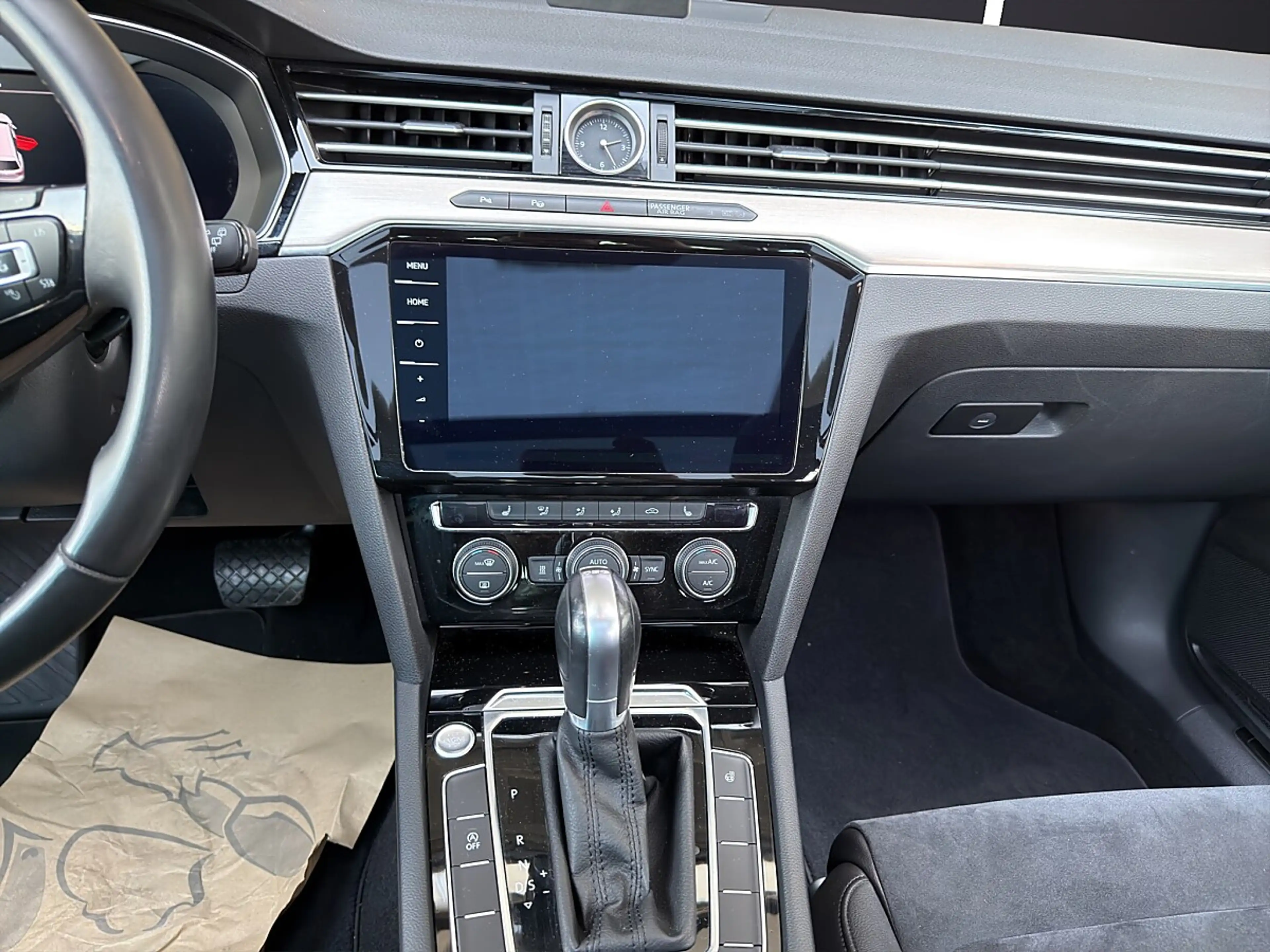 Volkswagen Passat Variant Highline 2,0 TDI SCR DSG — photo 15
