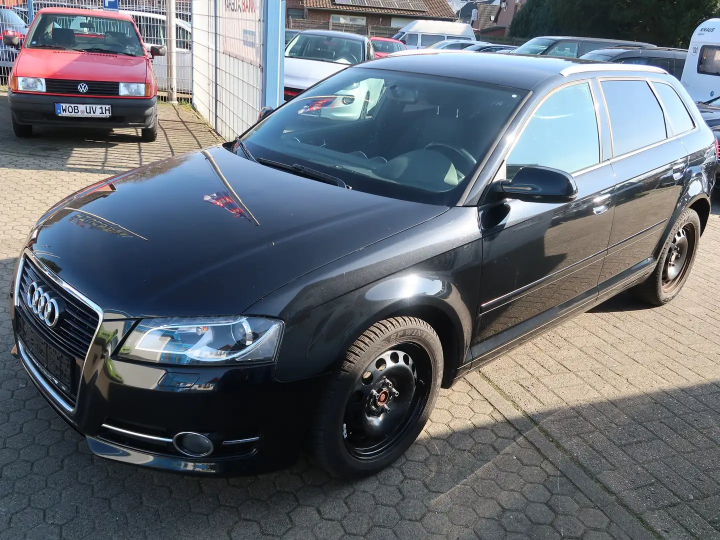 Audi A3 1.6 TDI Attraction Klima Negro - 2