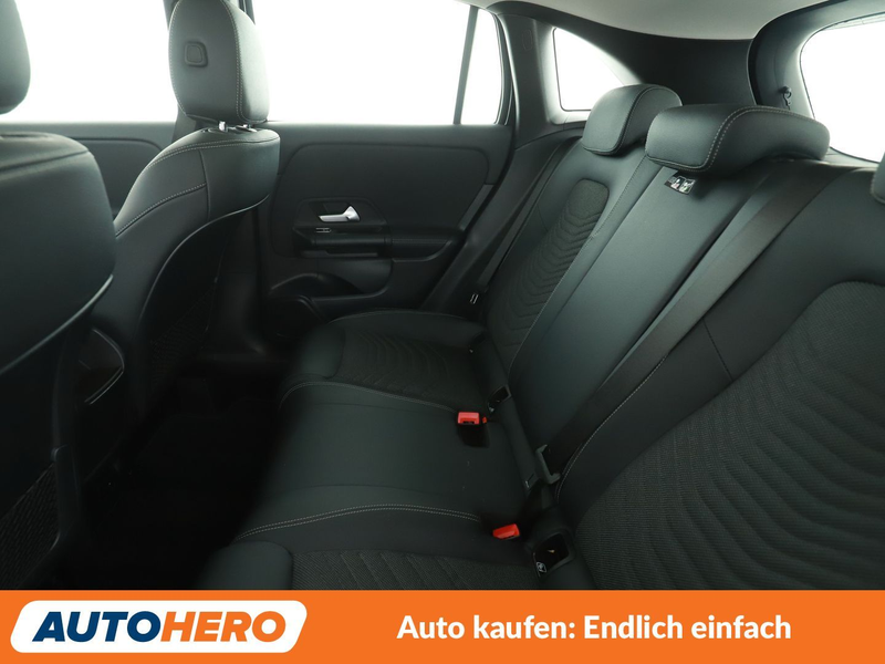 Mercedes-Benz GLA 250 GLA 250e Style Aut.*NAVI*LED*TEMPO*PDC*SHZ* — photo 14