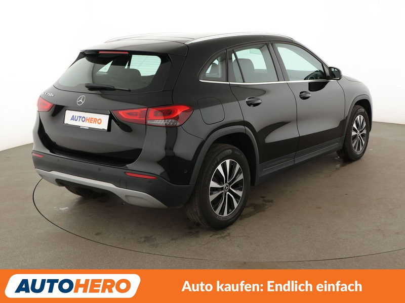 Mercedes-Benz GLA 250 GLA 250e Style Aut.*NAVI*LED*TEMPO*PDC*SHZ* — photo 6