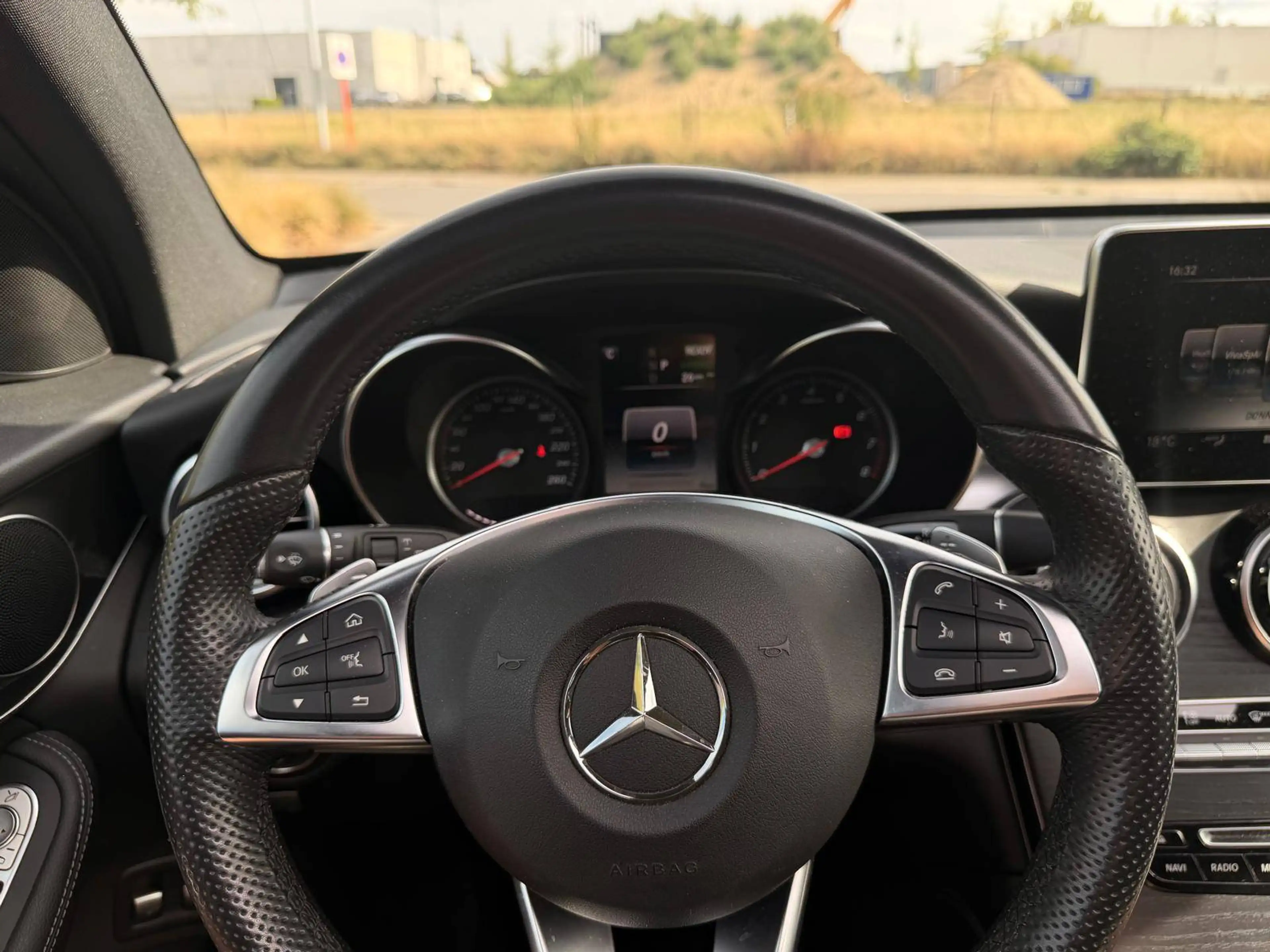 Mercedes-Benz GLC 350 AMG 20' | HYBRID | BURMESTER | PANO — photo 8