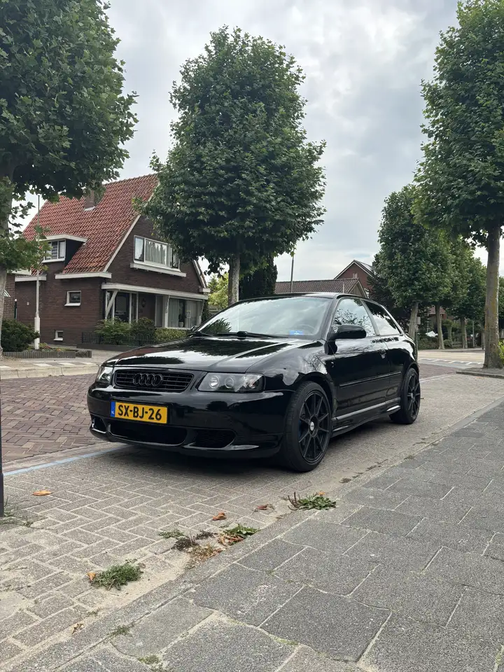 Audi A3 1.8 5V T. Ambiente, foto 1