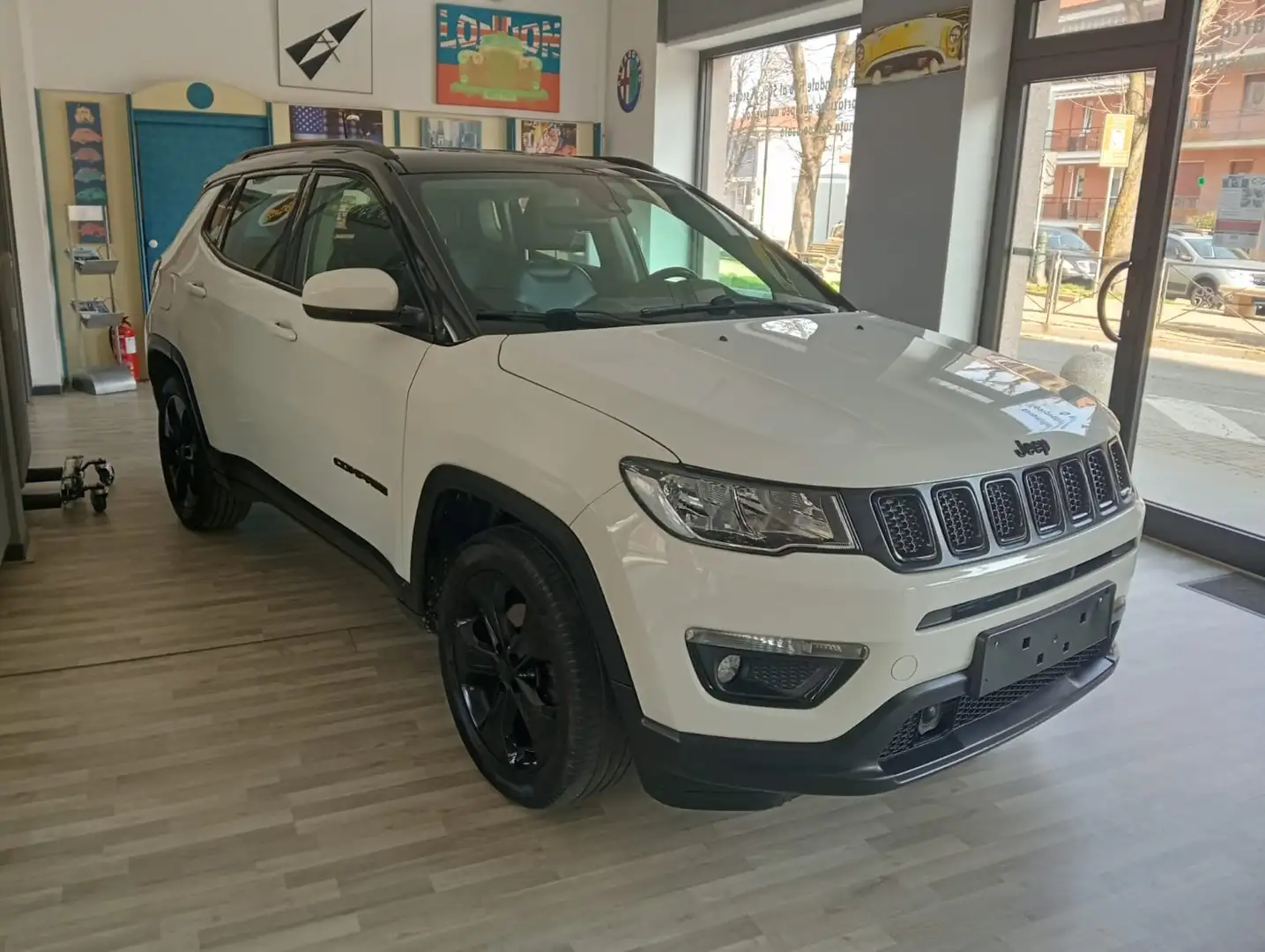 Jeep Compass 1.6 MJT Downtown Edition 2WD 120cv Bianco - 1