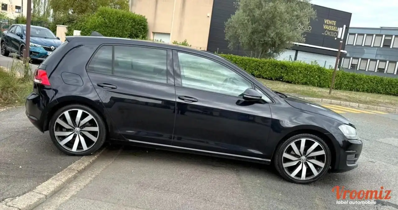 Volkswagen Golf Standard Model — photo 5