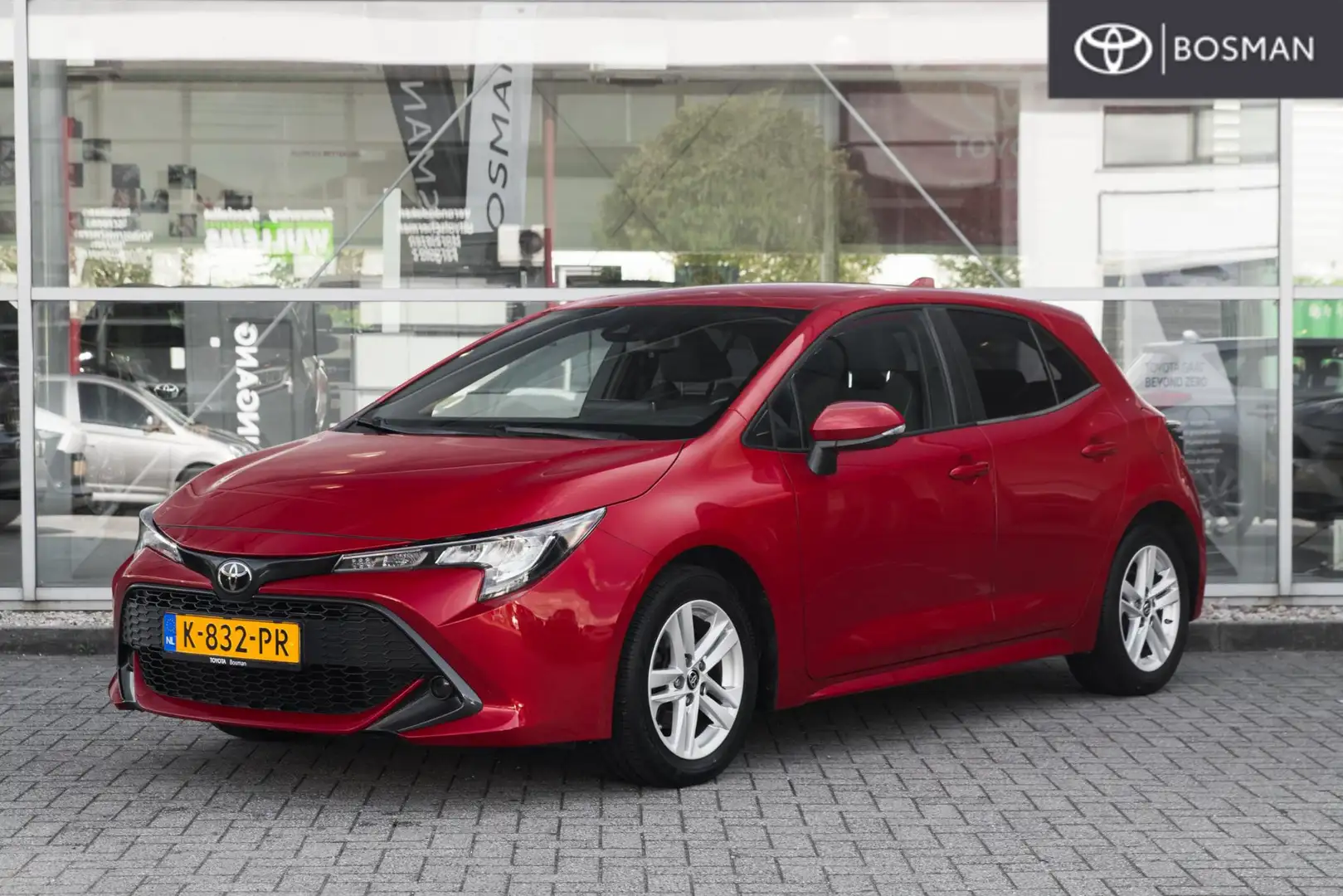 Toyota Corolla 1.2 Turbo Active Rot - 1