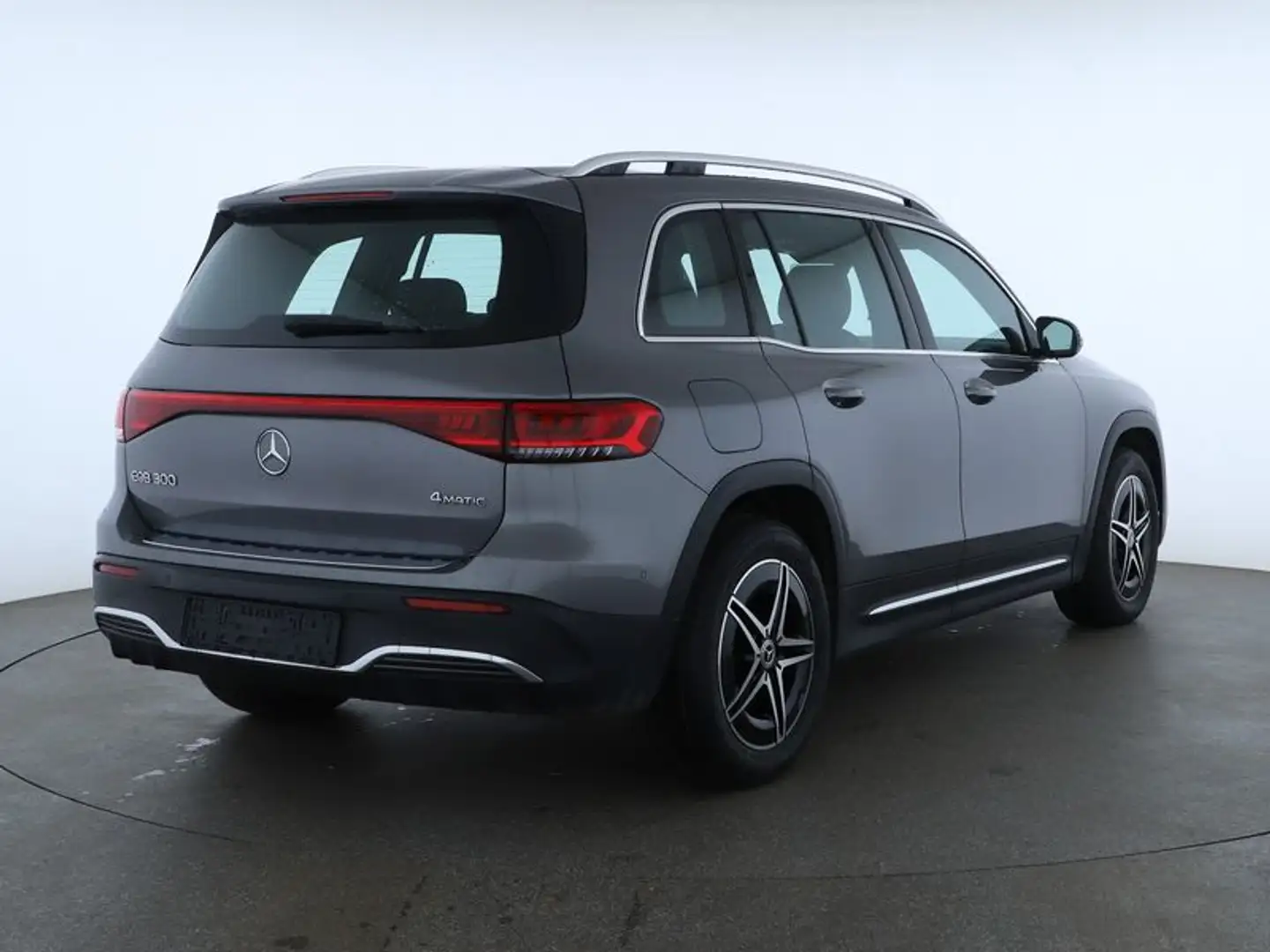 Mercedes-Benz EQB 300 4MATIC AMG Line 67 kWh AMG Line | Stoelverwarming Gris - 2