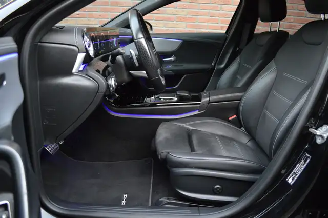 Mercedes-Benz A-Class view 9