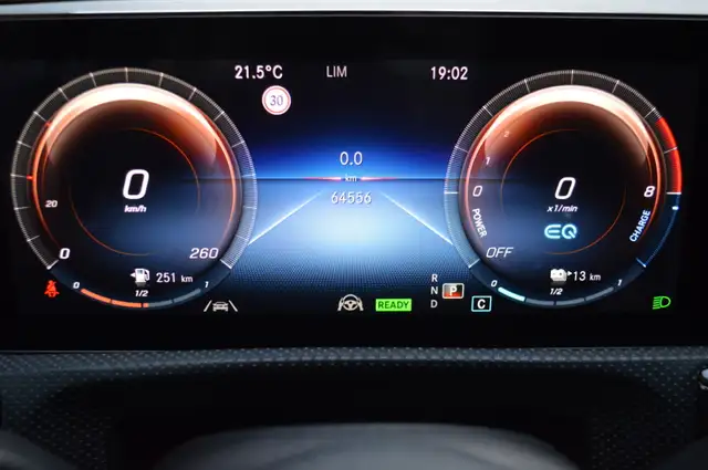 Mercedes-Benz A-Class view 18