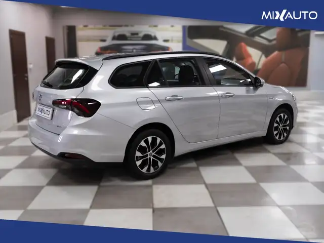 Fiat Tipo view 5