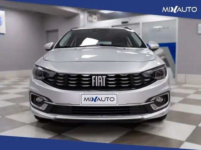 Fiat Tipo view 2