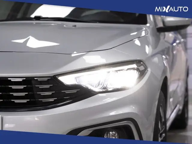 Fiat Tipo view 10