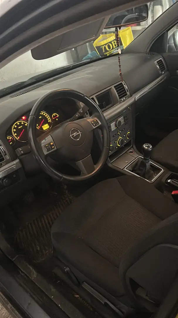 Opel Signum 2.2 - 1