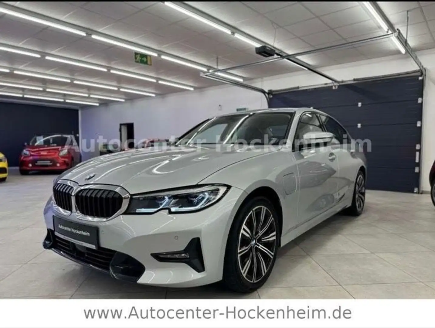 BMW 330 Baureihe 3 Lim. 330 e Sport Line / M.Paket Argintiu - 2