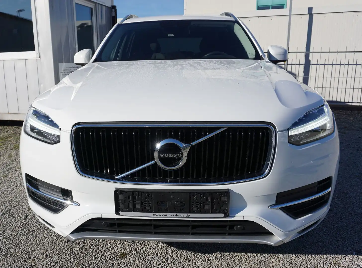 Volvo XC90 Momentum AWD, Kamera, Navi, LED Blanco - 2