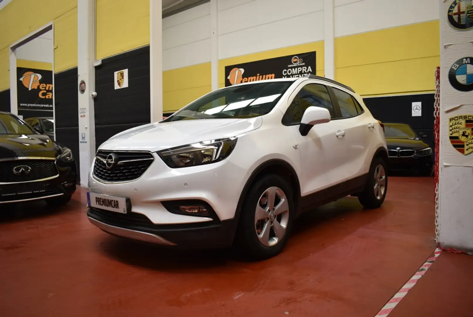 Opel Mokka 1.4T S&S Selective 4x2 Wit - 1