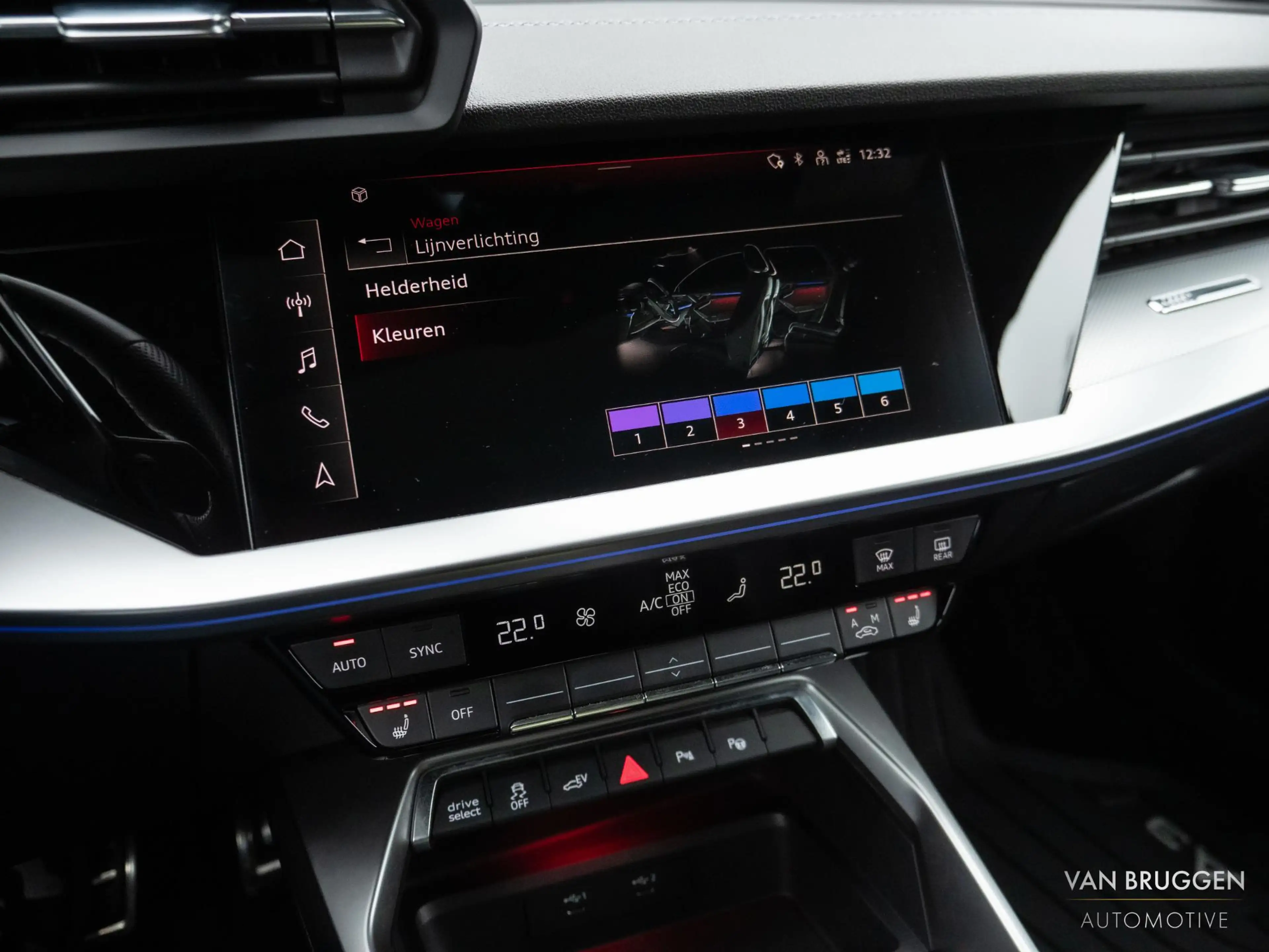 Audi A3 Sportback 45 TFSI e S-Line Pano RS-Stoelen Sfeer B — photo 18