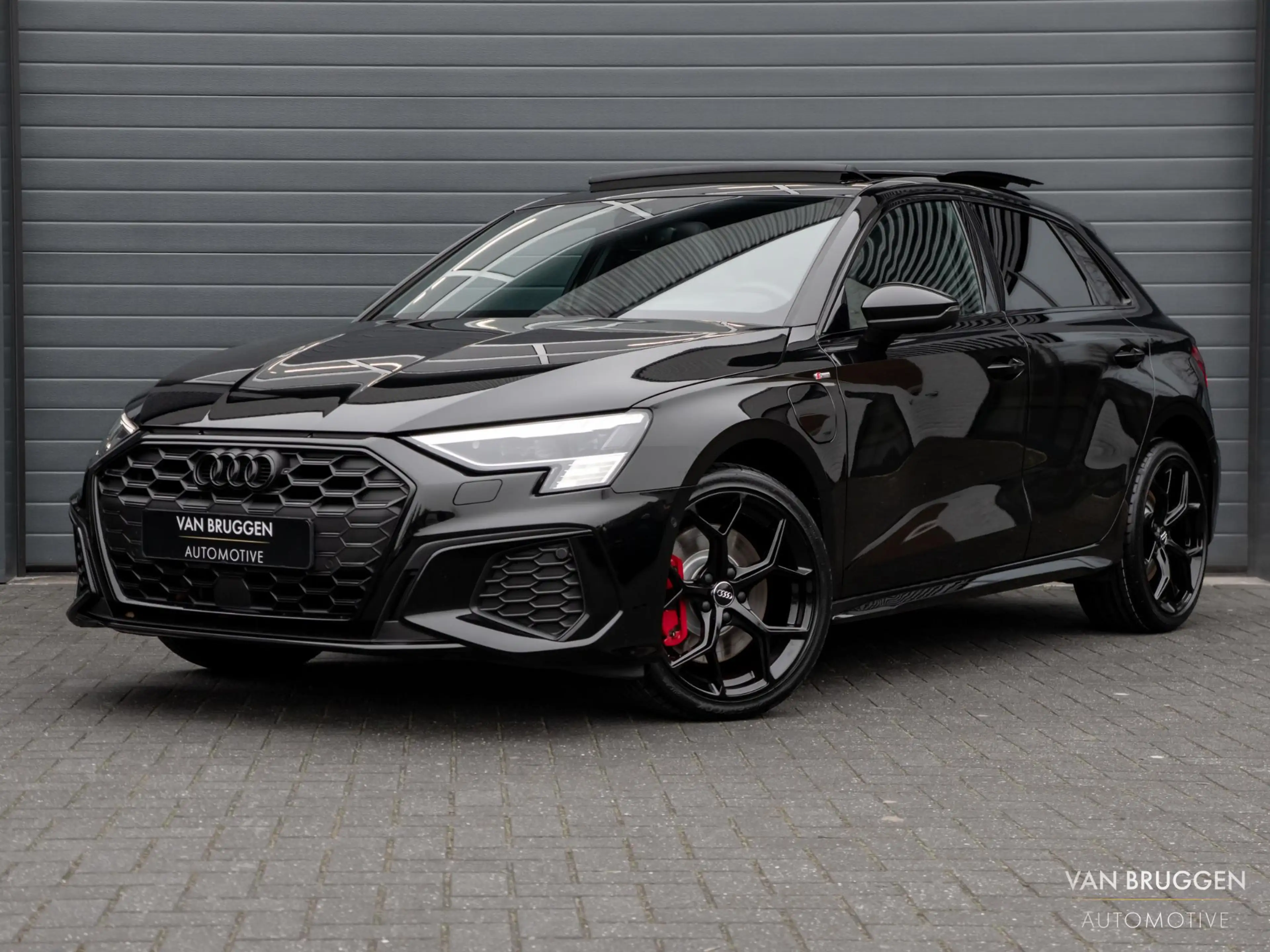 Audi A3 Sportback 45 TFSI e S-Line Pano RS-Stoelen Sfeer B