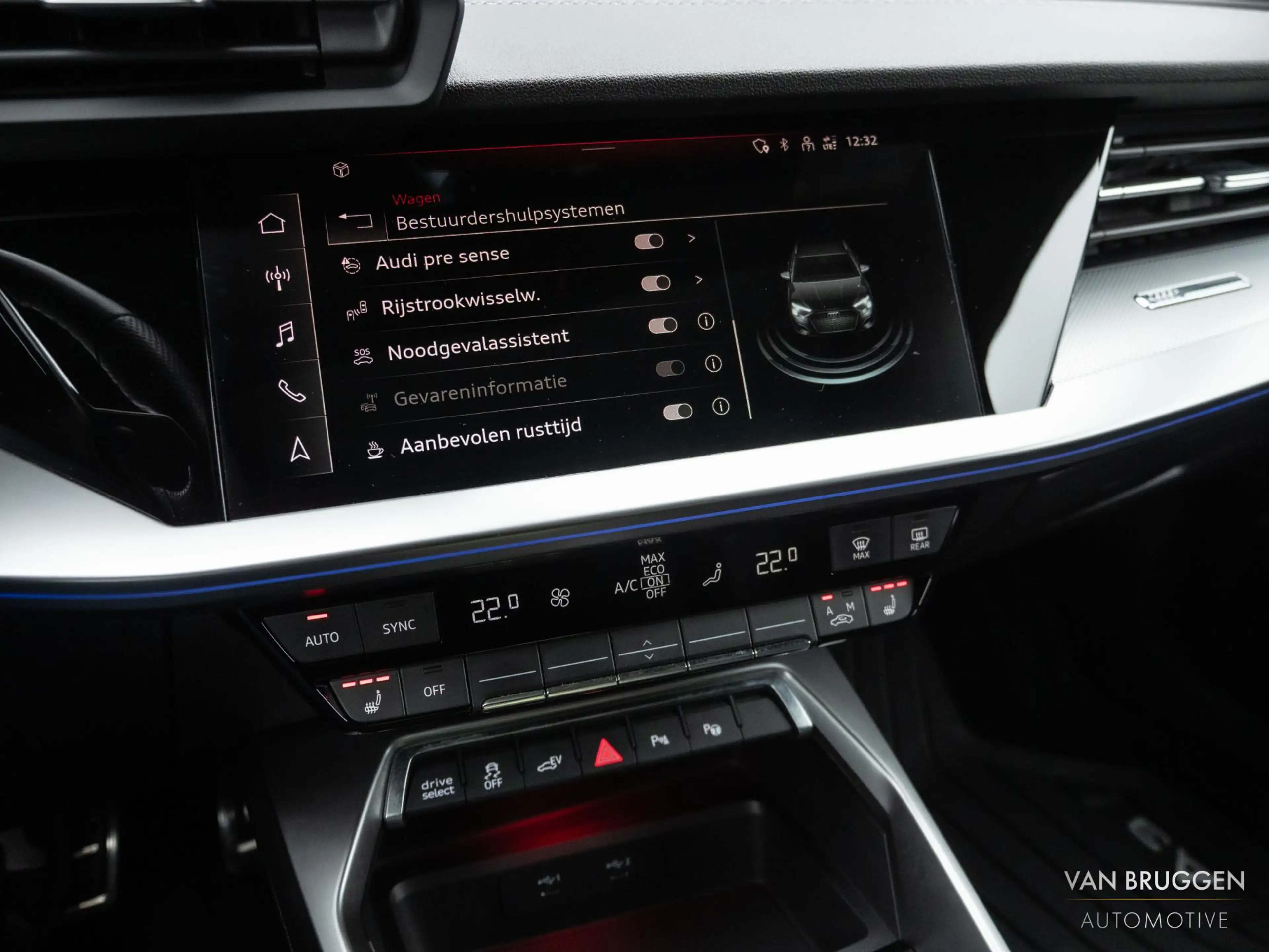 Audi A3 Sportback 45 TFSI e S-Line Pano RS-Stoelen Sfeer B — photo 37