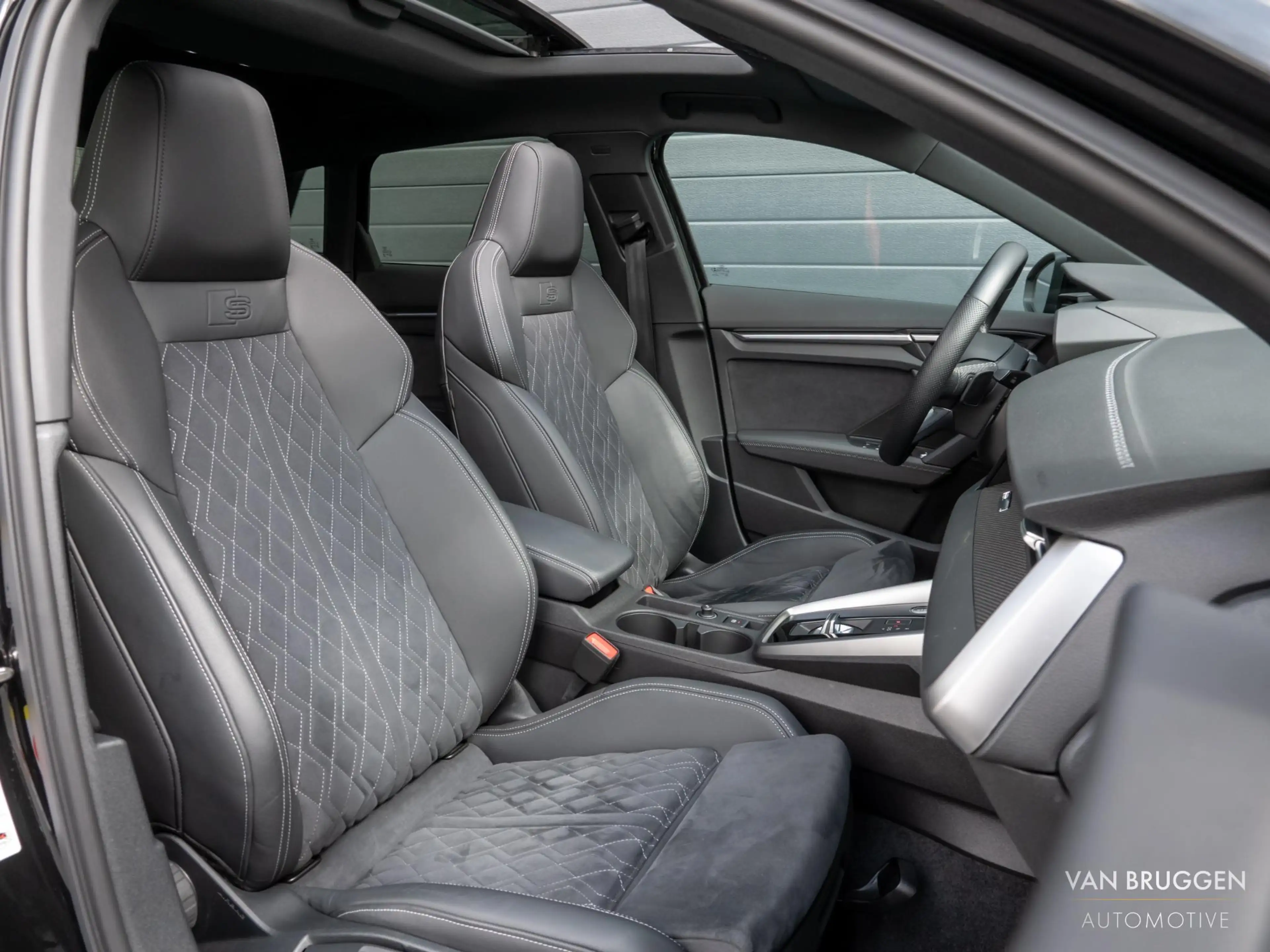 Audi A3 Sportback 45 TFSI e S-Line Pano RS-Stoelen Sfeer B — photo 14
