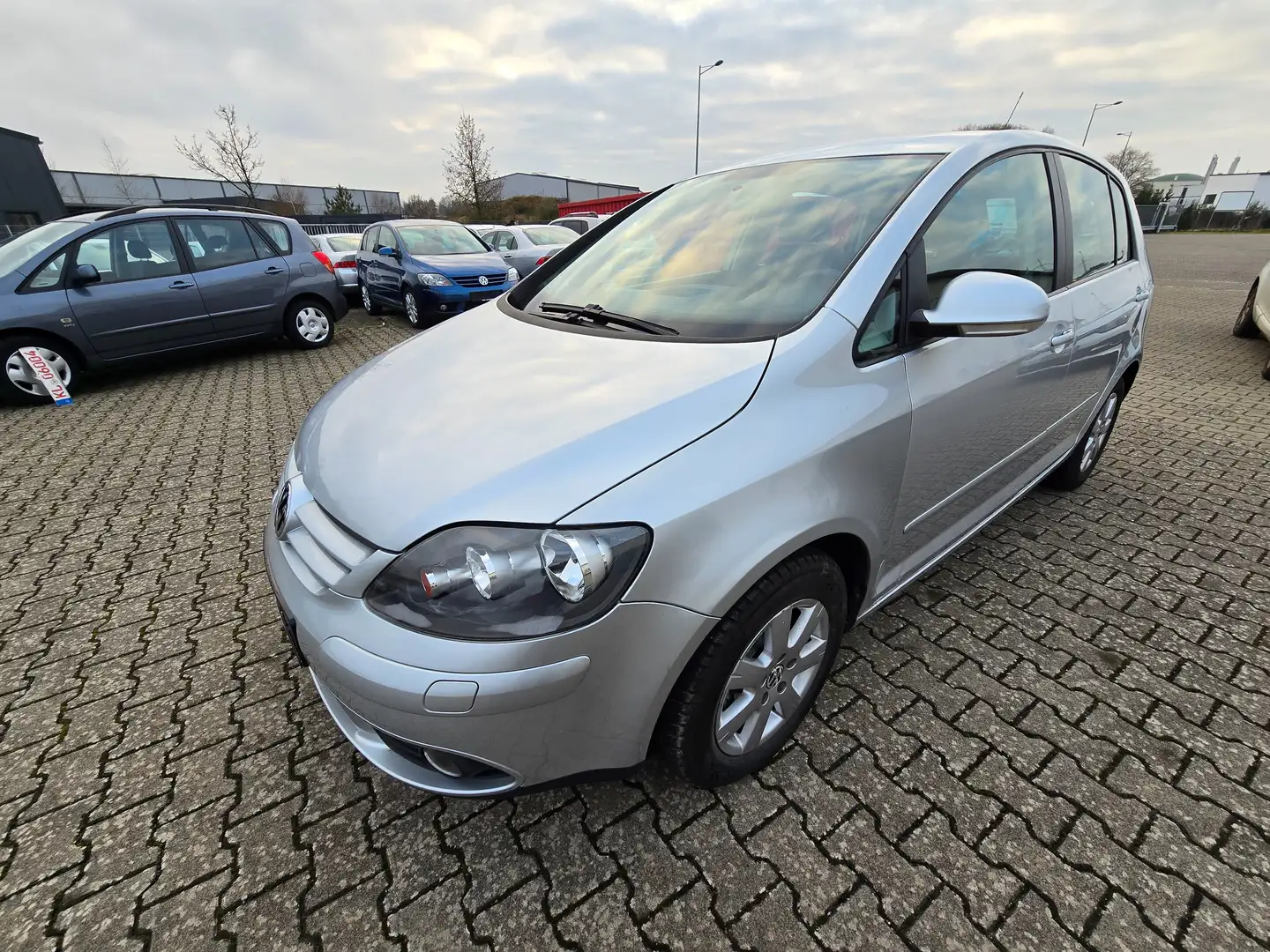 Volkswagen Golf Plus Tour Grau - 1