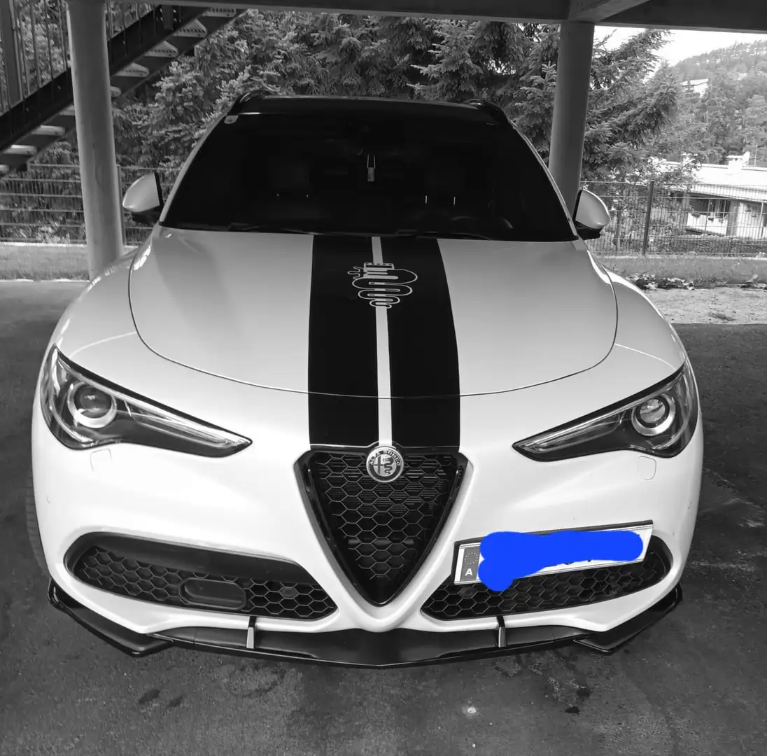 Alfa Romeo Stelvio Super 2,2 ATX AWD - 1