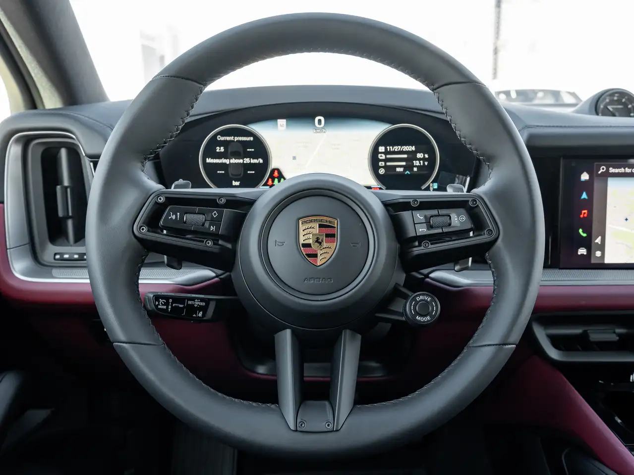 Porsche Cayenne снимка Porsche Cayenne